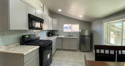 Spacious 2BD/1 Bth in Central-EP