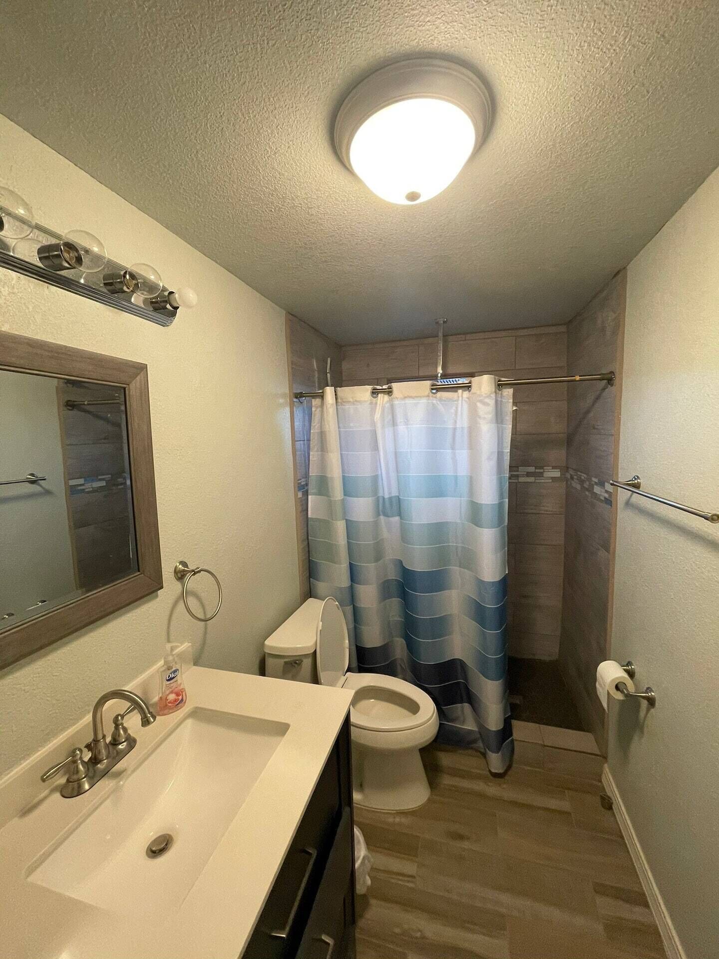 Hair dryer, towels, soap, shampoo