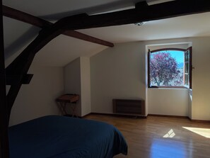 3 chambres, draps fournis