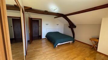 3 dormitorios y ropa de cama