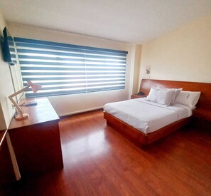 Standard Single Room | Desk, iron/ironing board, free WiFi - Hotel Teusaquillo Boutique (Bogotá)