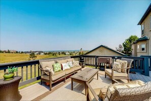 Property grounds - Spectacular Luxury Hacienda with Mountain Views! (Monument)