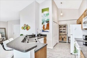 Fridge, microwave, oven, stovetop - Elegant Large Private Home with Heated Pool! (Davenport)