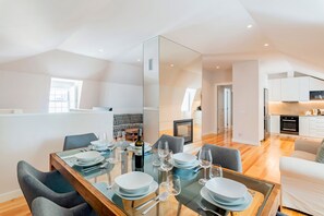 Dining - Villa Azzurra Cascais 3BR (Cascais)