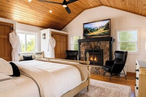 3 chambres, fer et planche à repasser, Wi-Fi gratuit, draps fournis