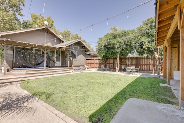 Turlock Vacation Rental | 2BR | 1BA | 1,100 Sq Ft | Stairs Required