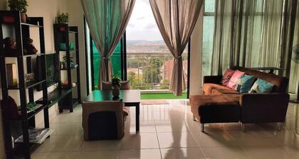 Sky Suite at Bukit Indah 2BDR-7Pax near AEON/Legoland