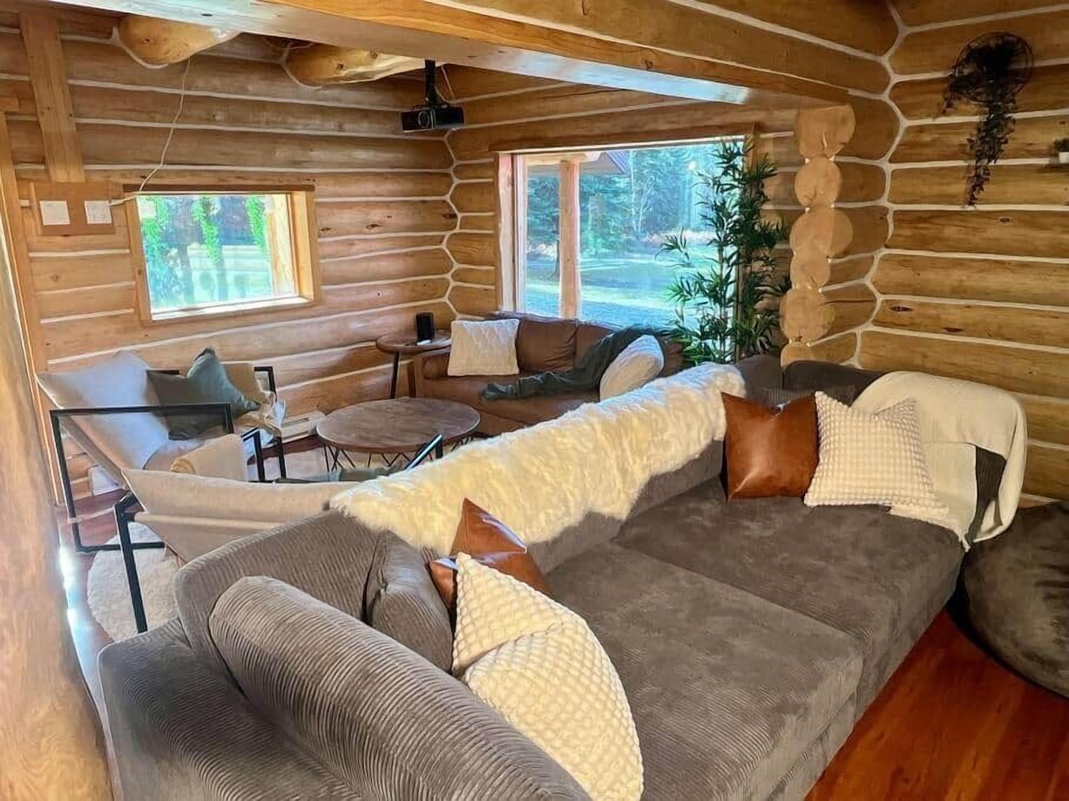 TV, fireplace, table tennis