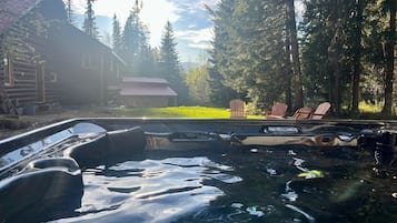 Baignoire à remous extérieure