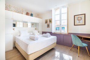 1 bedroom, WiFi, bed sheets - Beautiful modern and charming apartment in the heart of Salon de Provence (Salon-de-Provence)