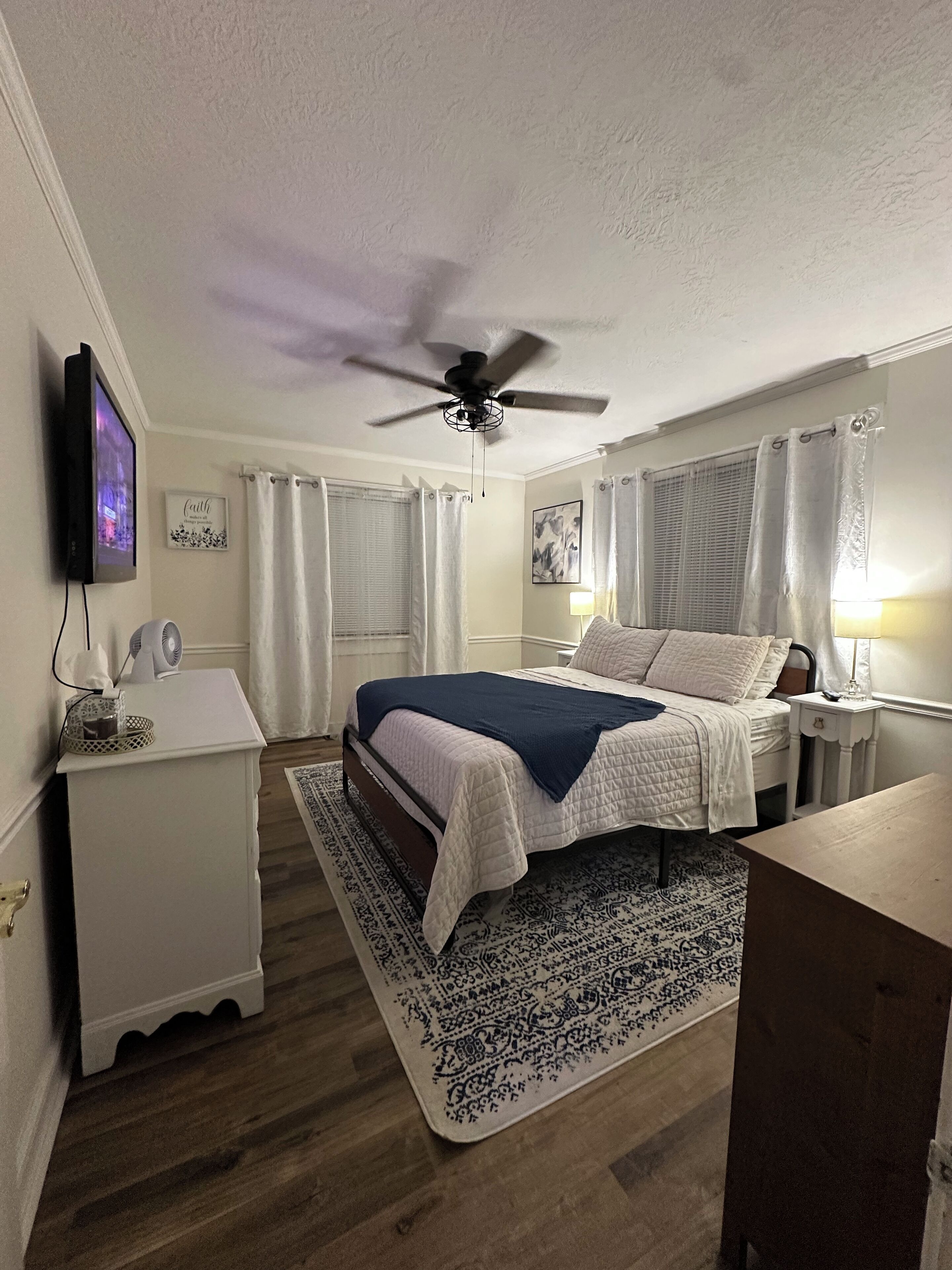 4 Schlafzimmer, Zimmersafe, WLAN, Bettwäsche