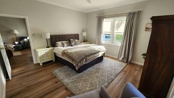 2 chambres, fer et planche Ă repasser, Wi-Fi gratuit, draps fournis