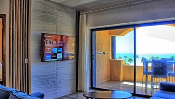 Smart TV, ping pong, books