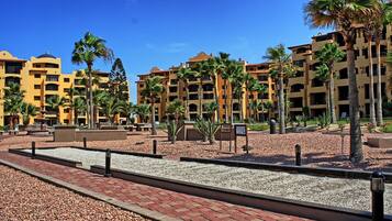 Enceinte de lâhĂ©bergement