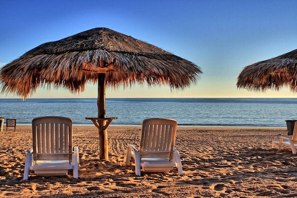 On the beach - Princesa -Arcade Game -Experience Rocky Point- (Puerto Penasco)