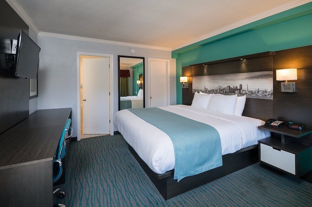 Symphony Inn