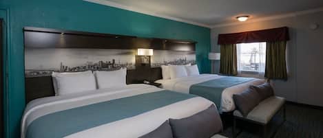 Habitación doble estándar, varias camas, para no fumadores | Edredón, wifi gratis y ropa de cama