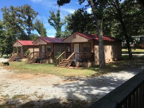 Front of property - Anglers Hideaway Cabins (Mead)