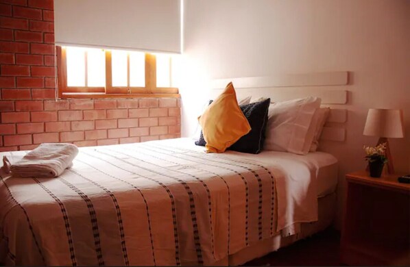 2 bedrooms, iron/ironing board, travel crib, free WiFi