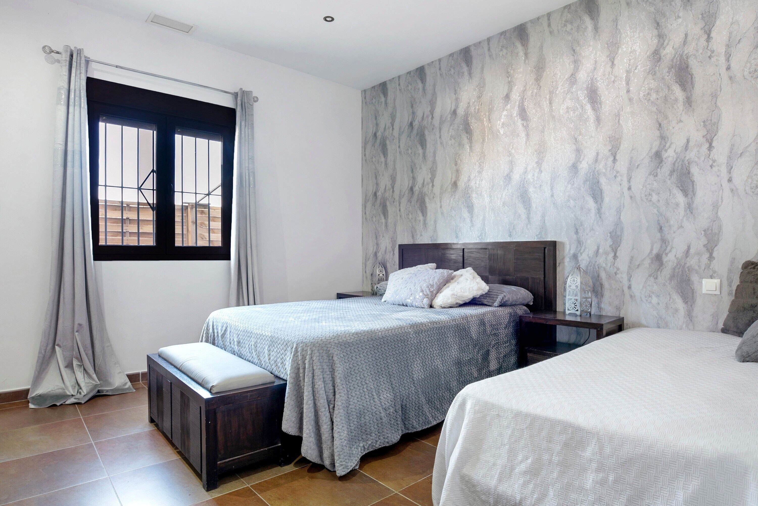 3 bedrooms, iron/ironing board, free WiFi, bed sheets