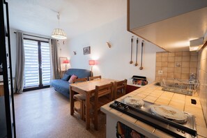 Dining - Studio '4 Personnes Ax3domaines 20' (4 people) (Ax-les-Thermes)