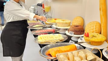 Desayuno buffet incluido todos los días