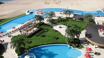 Elite Apartment | Pool | 3 outdoor pools