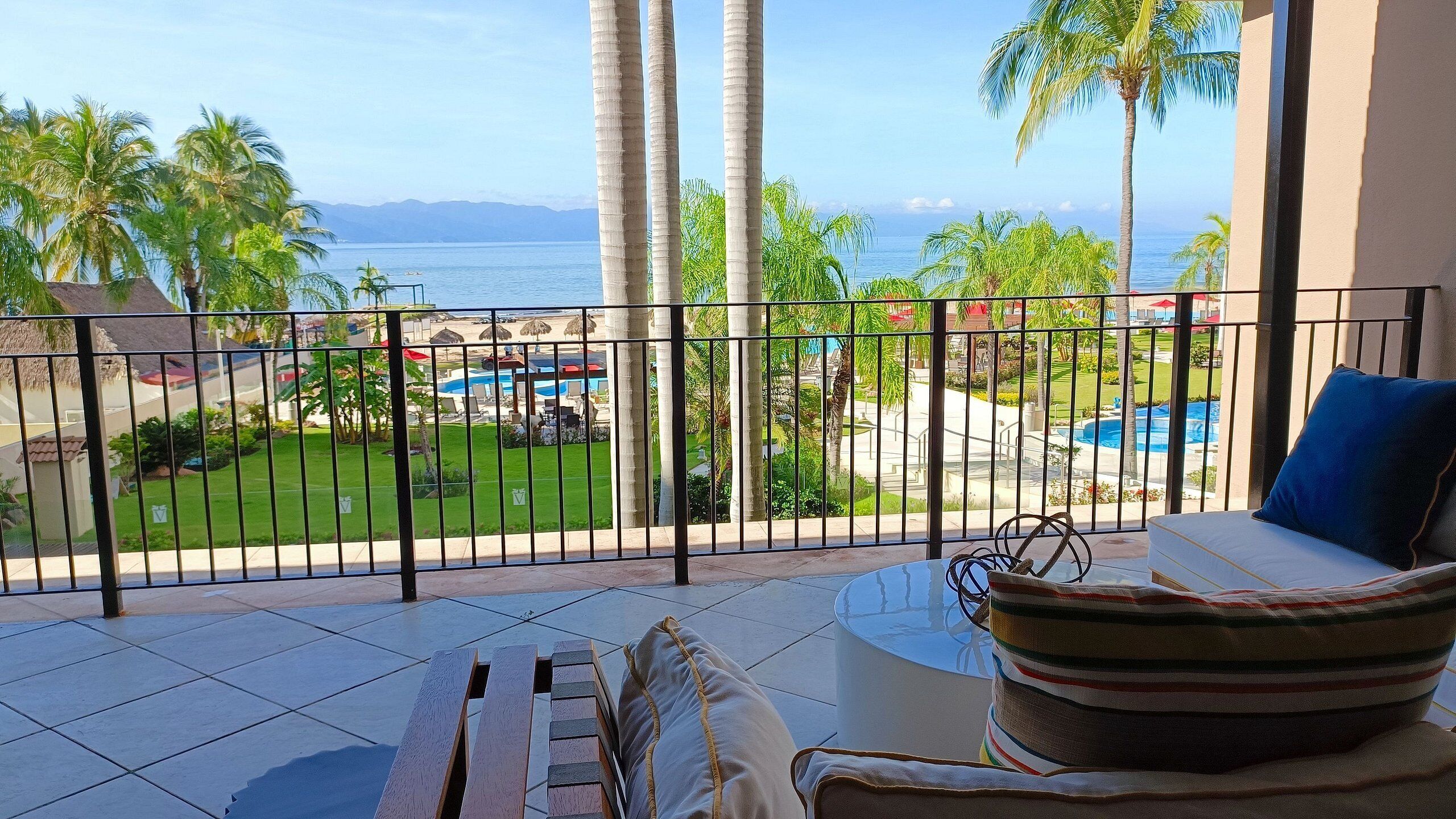 Premium Apartment | Property grounds