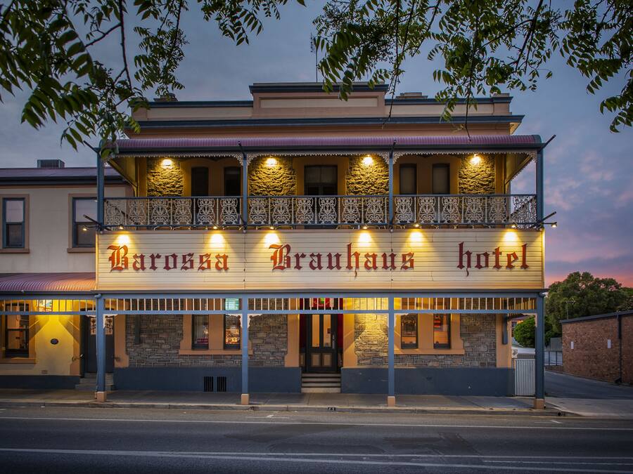 Fachada da propriedade