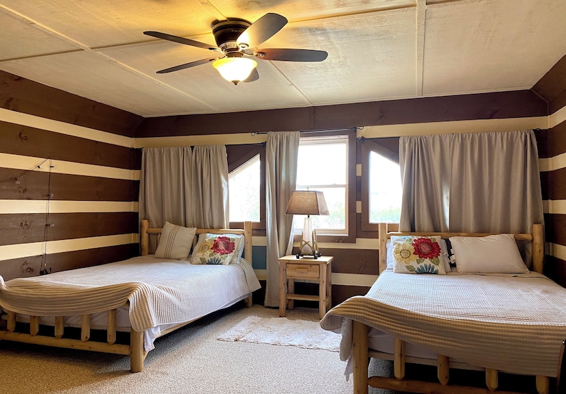 Red-roof Cabin Suite With Hot Tub & Blue Ridge Views! - Mount Airy, NC