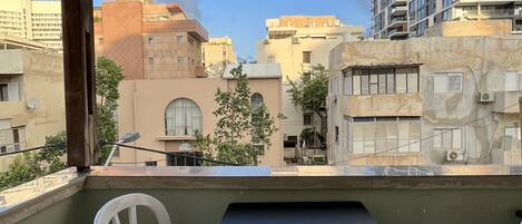 Basic Studio Suite | Terrace/patio