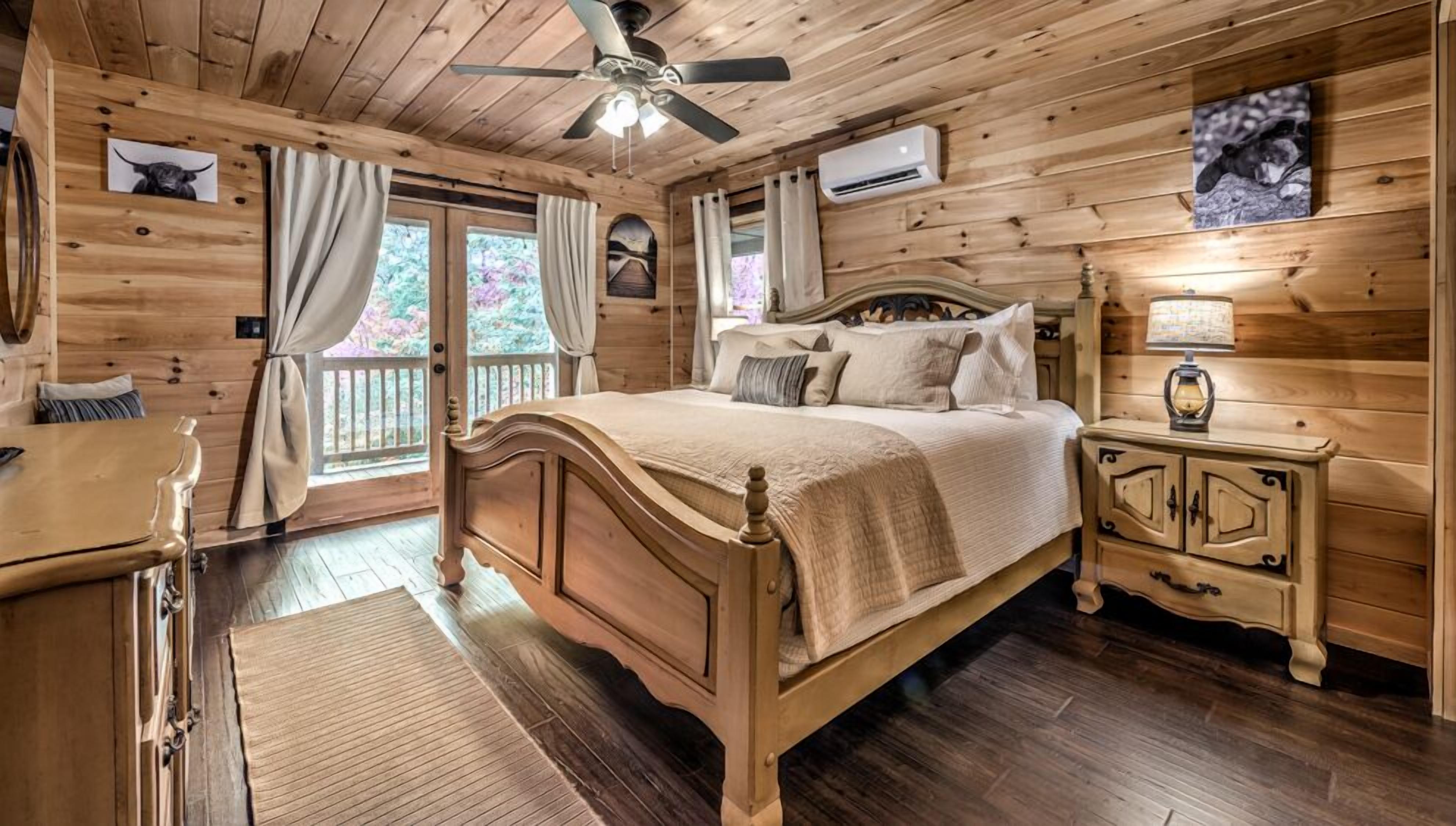 3 soverom, skrivebord, strykejern/-brett og wi-fi (inkludert)