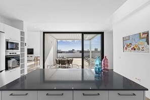 Fridge, microwave, oven, dishwasher