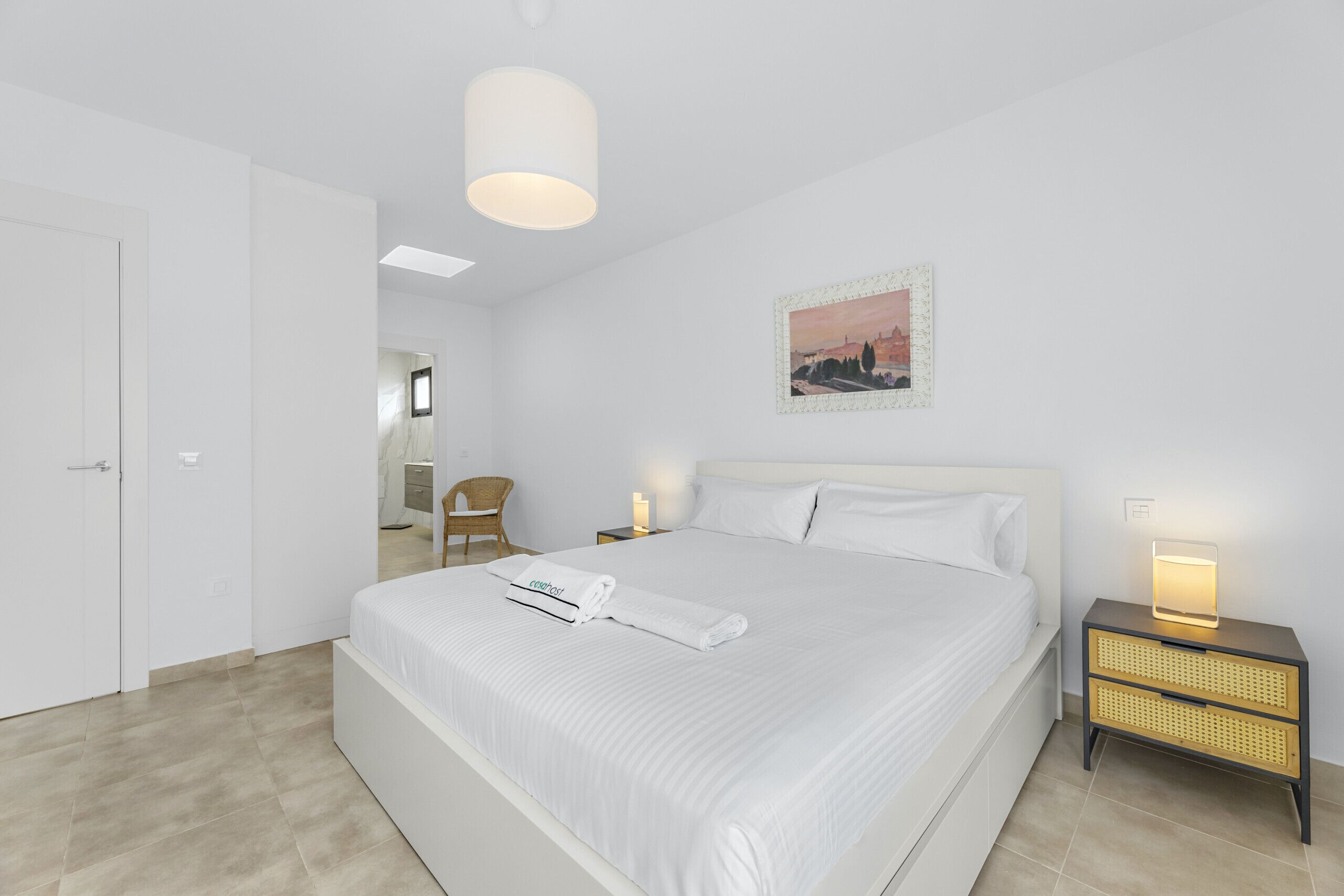 3 bedrooms, iron/ironing board, free WiFi, bed sheets