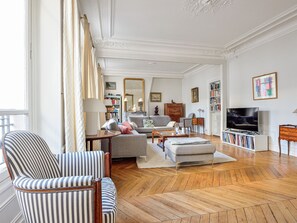 TV, books