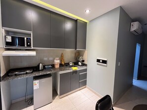 Deluxe Apartment | Private kitchen