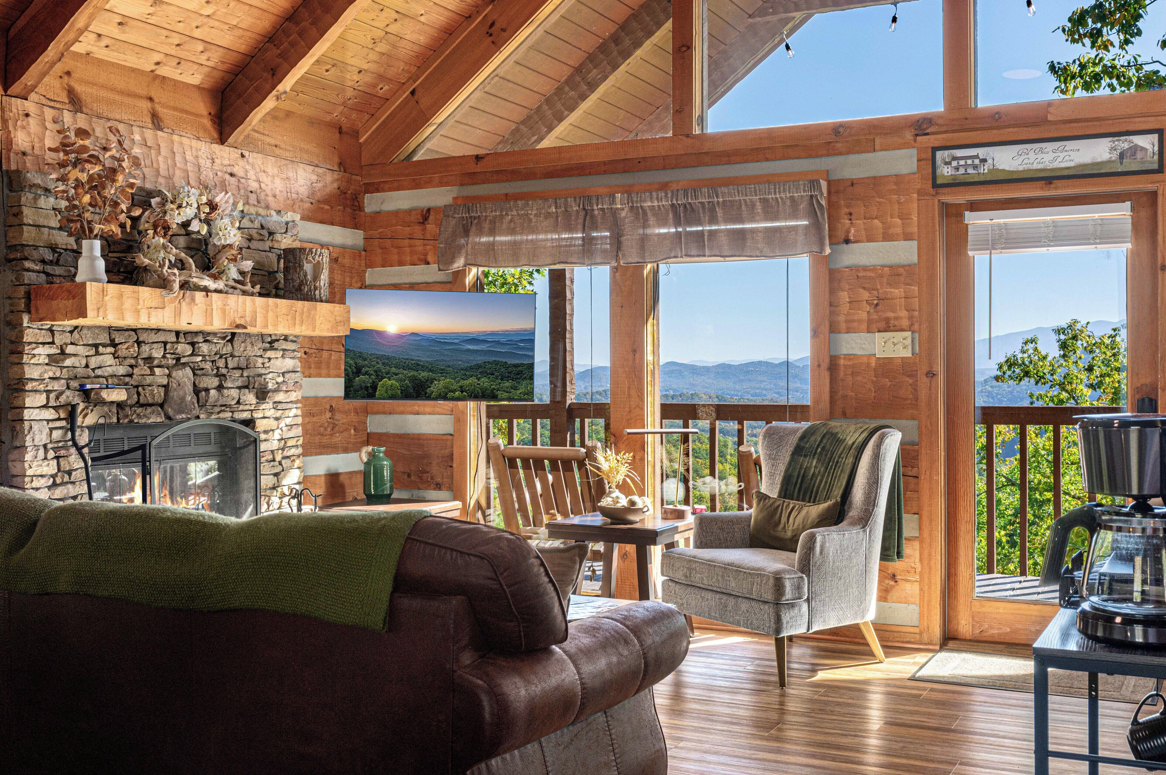 智能电视、壁炉