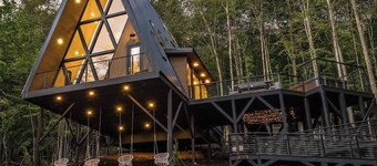 Sky-High A Frame Retreat Hottub & EV charging