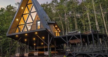 Sky-High A Frame Retreat Hottub & EV charging