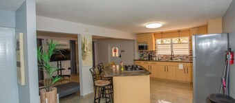 EcoMar Rentals Full House