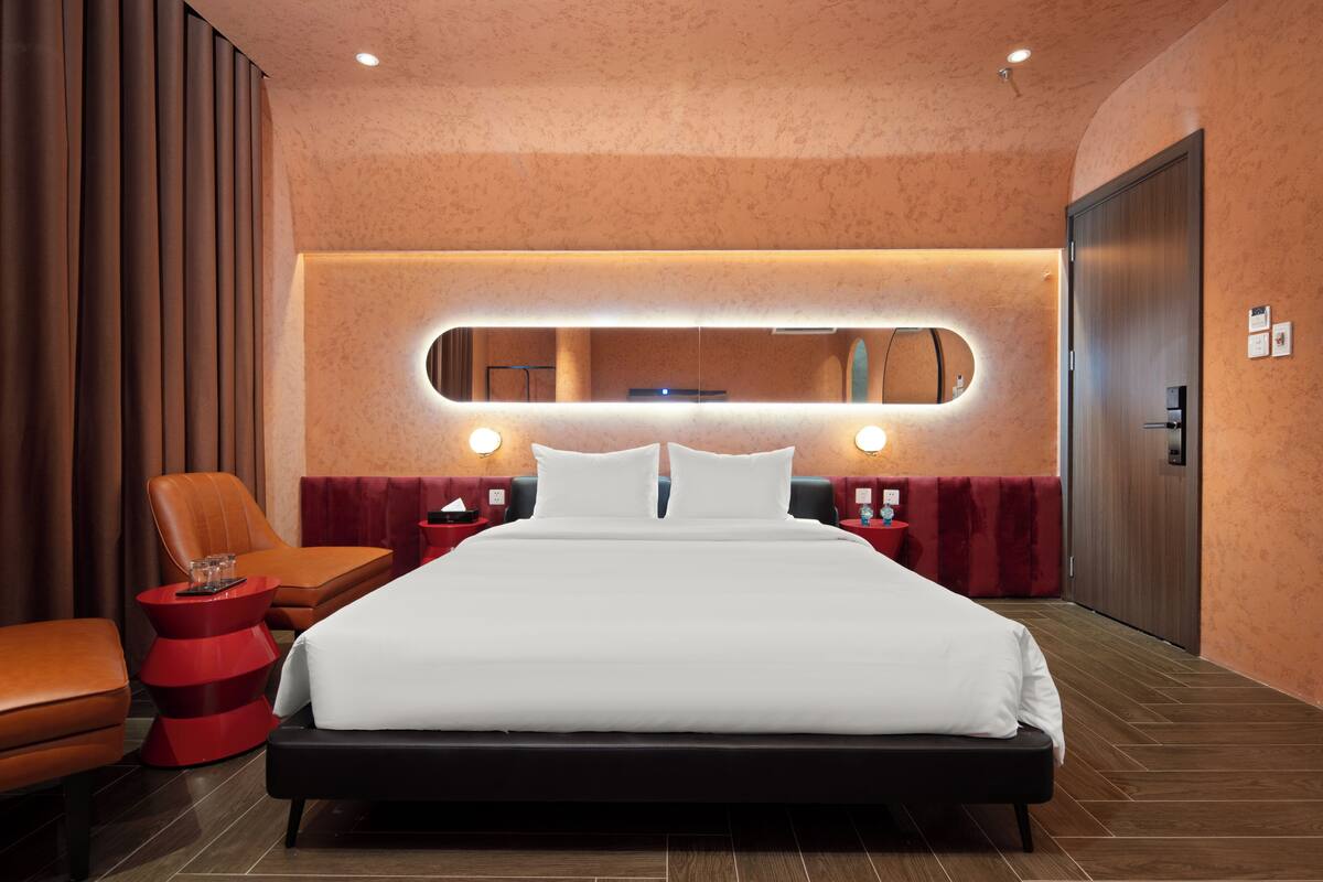 Habitación doble Deluxe | Minibar, escritorio, wifi gratis y ropa de cama