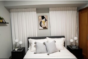 2 soverom, strykejern/-brett, wi-fi (inkludert) og sengetøy