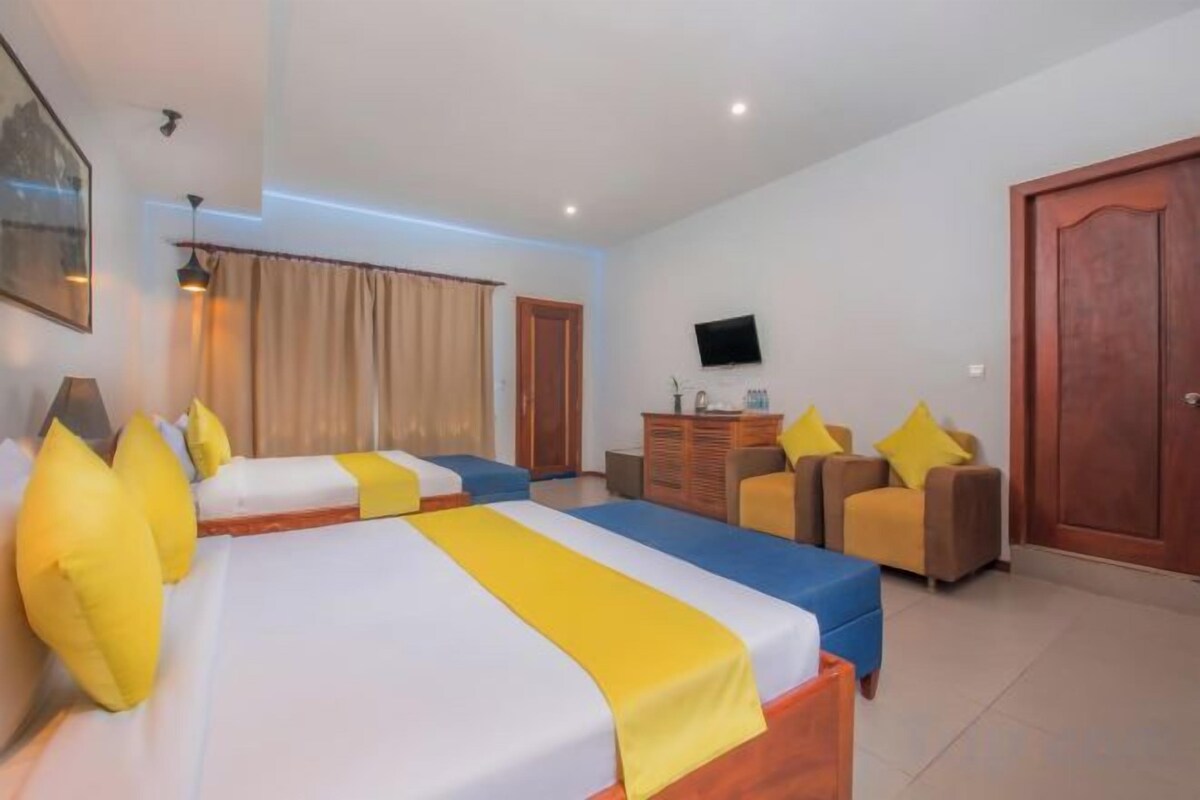 Ropa de cama de alta calidad, minibar, caja fuerte y escritorio