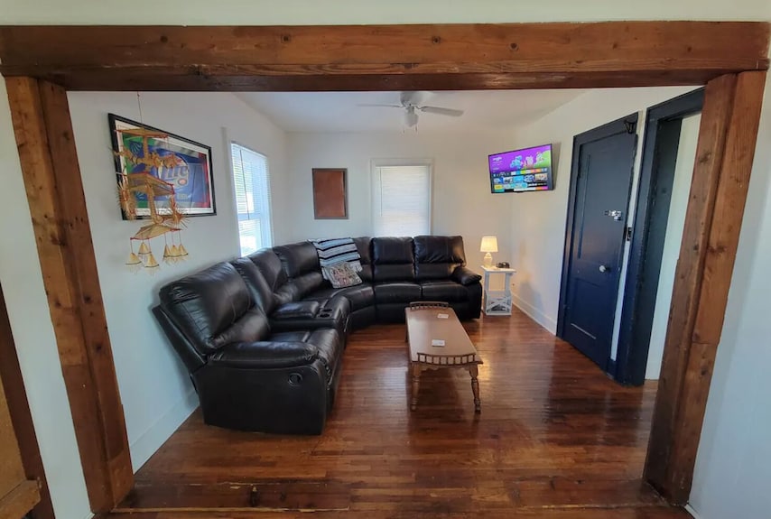 The Casa Sandoval Is Central To The Best Places To Visit In Dodge City! - 캔자스