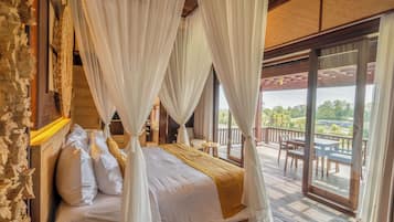 Suite, Garden View, Sea Facing