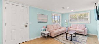 Fun cottage in a fantastic Gulf Shores location!  Close to the beach!