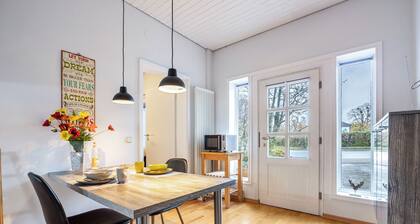 Ferienwohnung 'Alter Laden' mit Privatterrasse, Gemeinschaftsgarten und WLAN