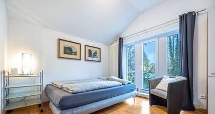 Ferienwohnung 'Alter Laden' mit Privatterrasse, Gemeinschaftsgarten und WLAN