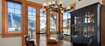 4 Bedroom Spruce Peak Mt Cabin "StoweGlobe" Steps to the lifts with FULL Mountain Views.