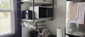 Sea container tiny home that doesn't feel tiny!